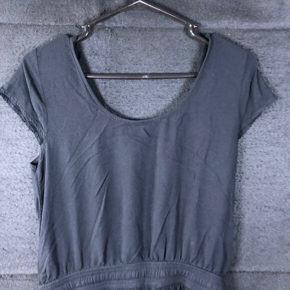 Express Womens Romper Black Short Sleeve Scoop Neck Pockets Small - Picture 10 of 11